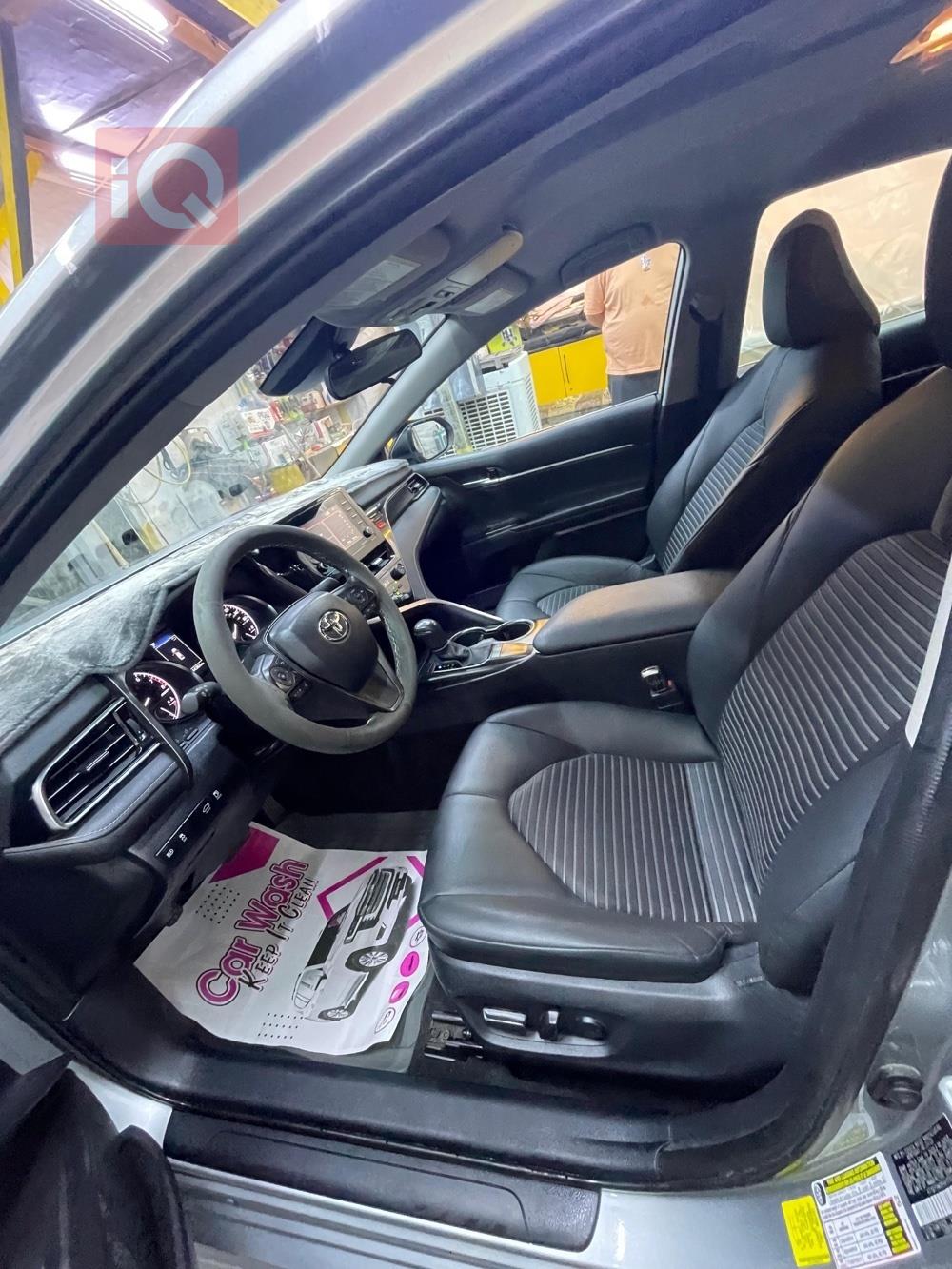 تۆیۆتا کامری